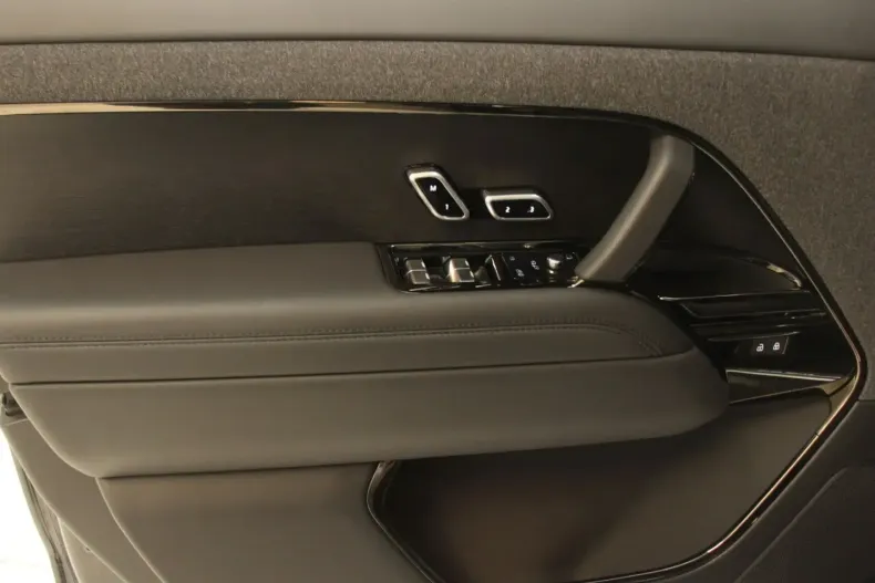 Land Rover Range Rover Sport din 2024 cu 23.500 km - oferta LAN171905 - foto 12