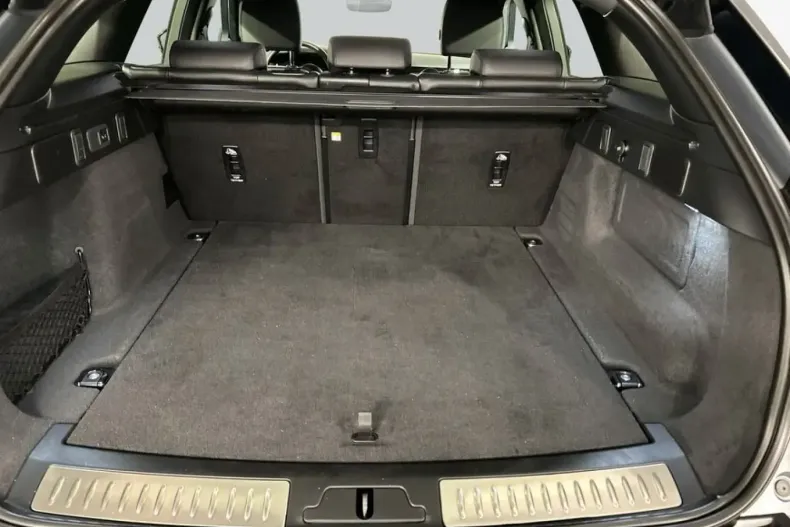 Land Rover Range Rover Velar din 2024 cu 21.399 km - oferta LAN171912 - foto 11