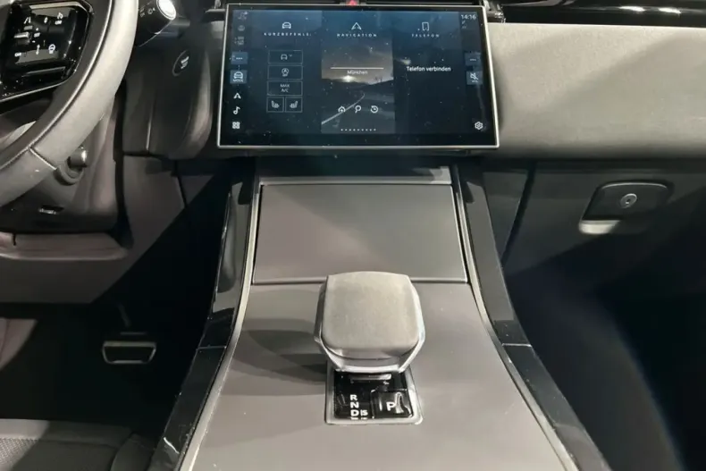 Land Rover Range Rover Velar din 2024 cu 21.399 km - oferta LAN171912 - foto 14