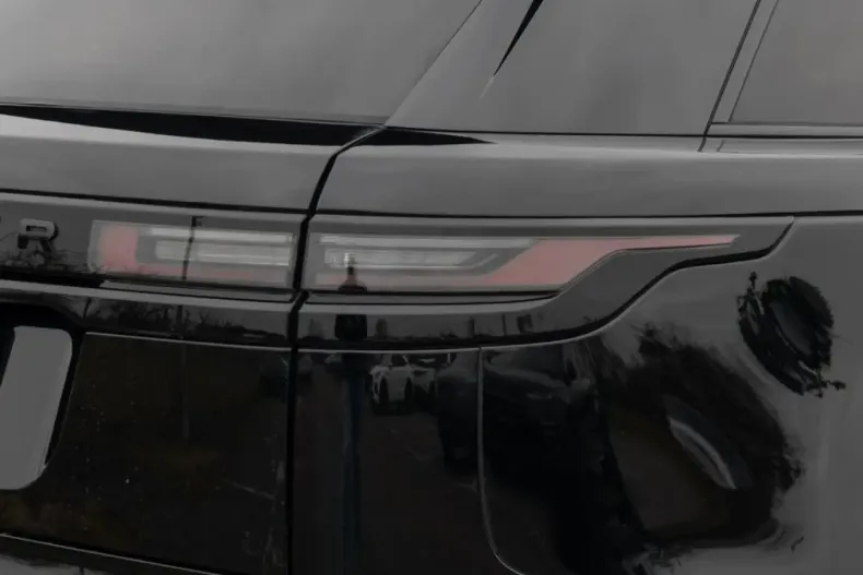 Land Rover Range Rover Velar din 2024 cu 21.191 km - oferta LAN171913 - foto 17