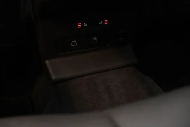 Land Rover Range Rover Velar din 2024 cu 20.000 km - oferta LAN171925 - foto 17