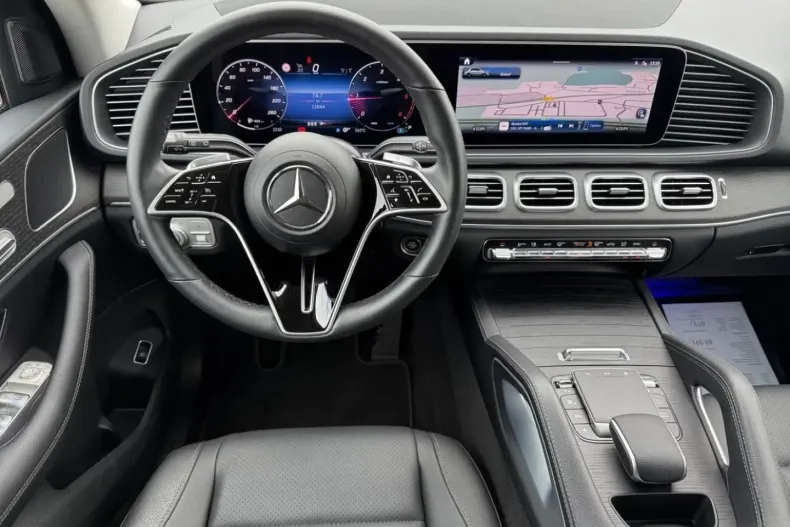 Mercedes-Benz GLE 300 din 2024 cu 12.299 km - oferta MER171927 - foto 13