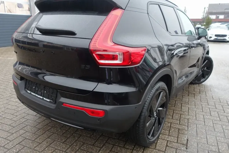 Volvo XC40 din 2025 cu 19.500 km - oferta VOL171940 - foto 2