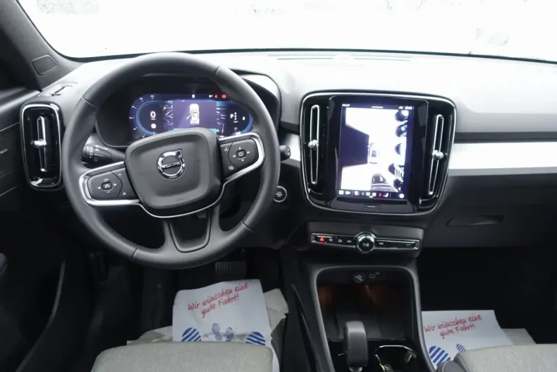 Volvo XC40 din 2025 cu 19.500 km - oferta VOL171940 - foto 13