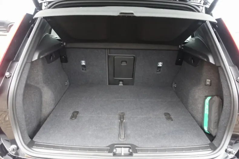 Volvo XC40 din 2025 cu 19.500 km - oferta VOL171940 - foto 22