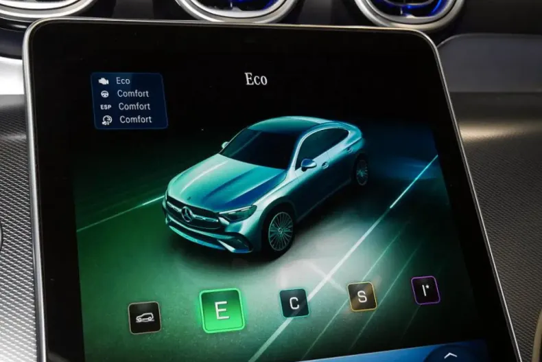 Mercedes-Benz GLC 300 din 2024 cu 19.436 km - oferta MER171949 - foto 20