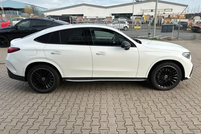 Mercedes-Benz GLC 300 din 2025 cu 17.400 km - oferta MER171950 - foto 4
