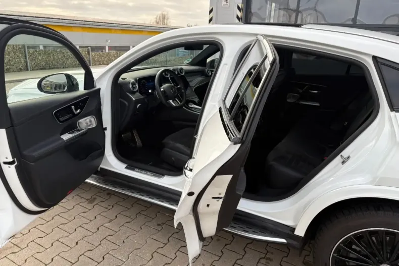 Mercedes-Benz GLC 300 din 2025 cu 17.400 km - oferta MER171950 - foto 12