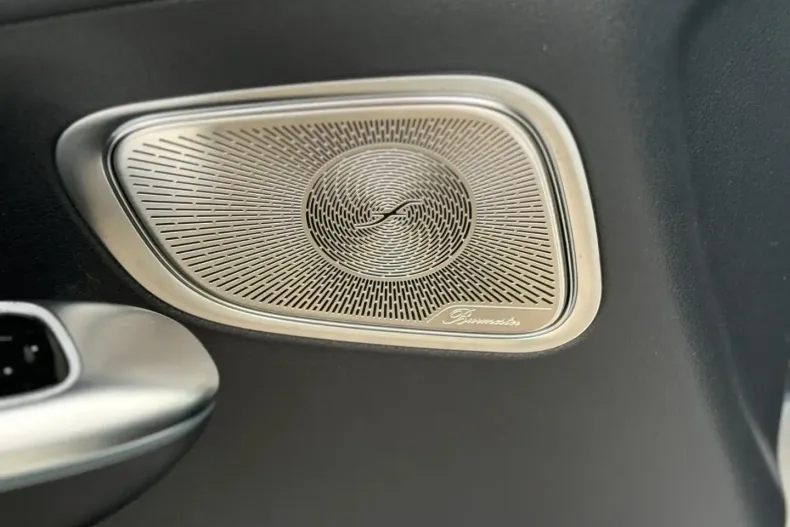 Mercedes-Benz GLC 300 din 2025 cu 17.400 km - oferta MER171950 - foto 14