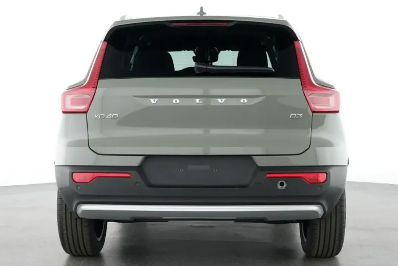 Volvo XC40 din 2025 cu 16.938 km - oferta VOL171951 - foto 3