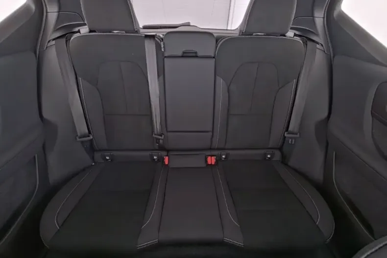 Volvo XC40 din 2025 cu 16.938 km - oferta VOL171951 - foto 13