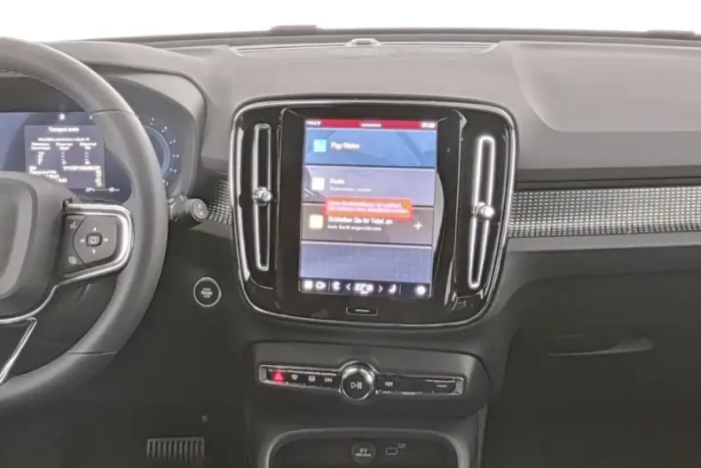 Volvo XC40 din 2025 cu 16.938 km - oferta VOL171951 - foto 15