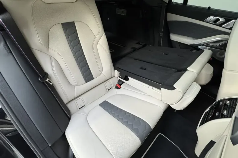 BMW X6 M din 2025 cu 4.635 km - oferta BMW171953 - foto 26