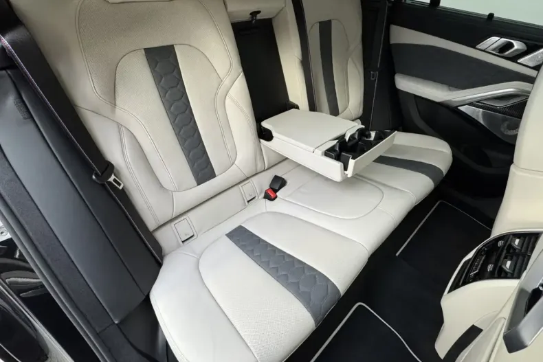 BMW X6 M din 2025 cu 4.635 km - oferta BMW171953 - foto 28