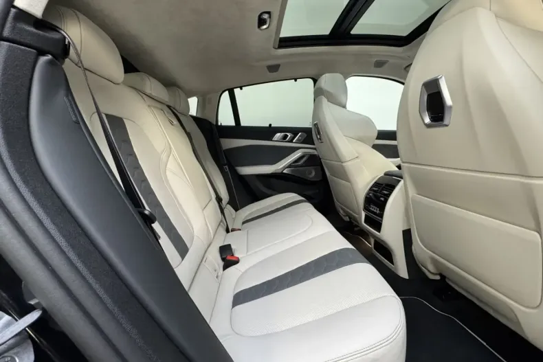 BMW X6 M din 2025 cu 4.635 km - oferta BMW171953 - foto 32