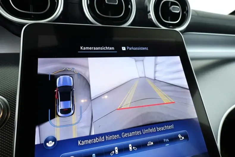 Mercedes-Benz GLC 300 din 2023 cu 40.686 km - oferta MER171954 - foto 24