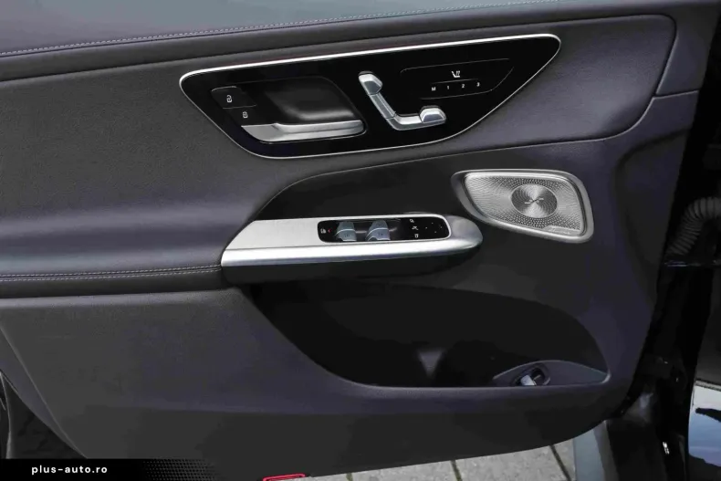 Mercedes-Benz GLC 300 din 2023 cu 10.130 km - oferta MER171955 - foto 12