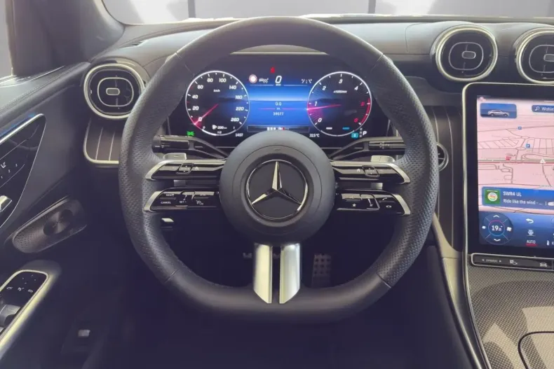 Mercedes-Benz GLC 300 din 2023 cu 59.900 km - oferta MER171956 - foto 7