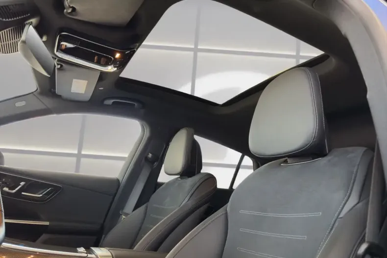 Mercedes-Benz GLC 300 din 2023 cu 59.900 km - oferta MER171956 - foto 15