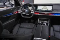 BMW 750 din 2024 cu 5.651 km - oferta BMW171958 - foto 12