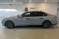 BMW 750 din 2024 cu 21.533 km - oferta BMW171959 - foto 1