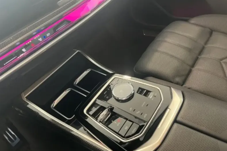 BMW 750 din 2024 cu 21.533 km - oferta BMW171959 - foto 15