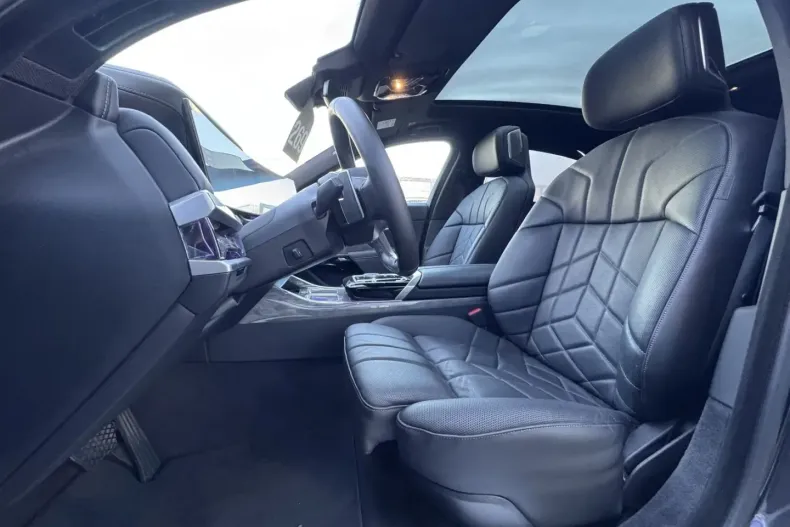 BMW 750 din 2024 cu 68.930 km - oferta BMW171961 - foto 17