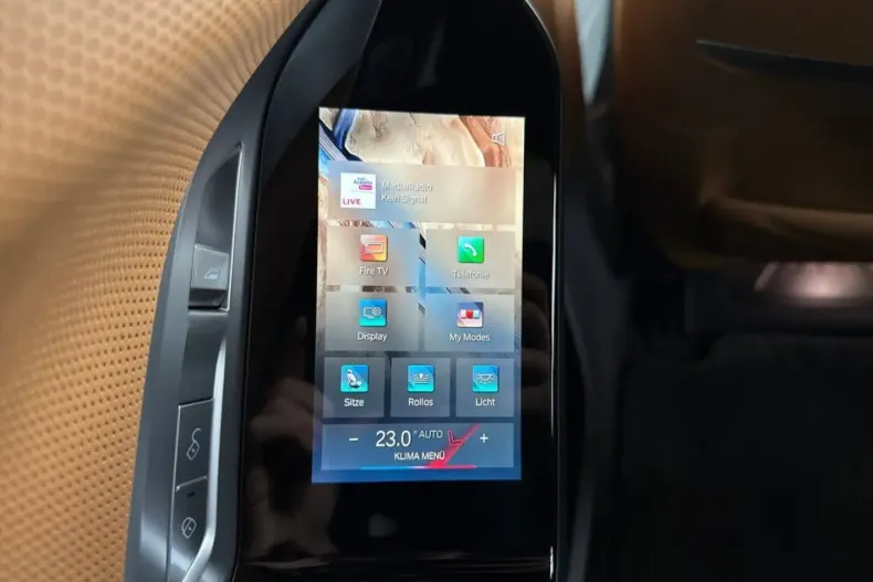 BMW 750 din 2024 cu 44.950 km - oferta BMW171963 - foto 10