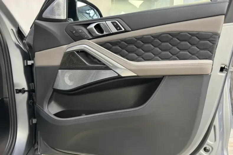 BMW X6 M din 2025 cu 6.700 km - oferta BMW171966 - foto 43