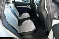 Porsche Taycan din 2022 cu 30.800 km - oferta POR171968 - foto 12