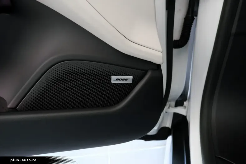 Porsche Taycan din 2022 cu 30.800 km - oferta POR171968 - foto 14