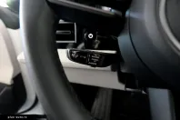 Porsche Taycan din 2022 cu 30.800 km - oferta POR171968 - foto 17