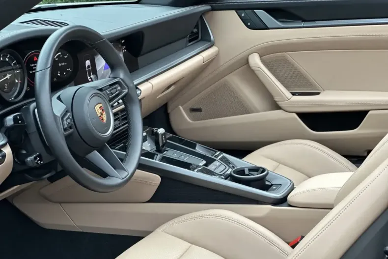 Porsche 992 din 2024 cu 13.700 km - oferta POR171970 - foto 1