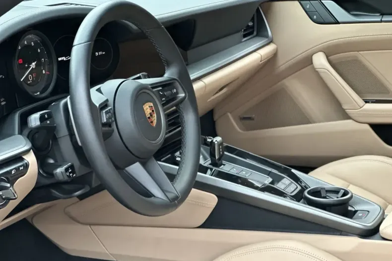 Porsche 992 din 2024 cu 13.700 km - oferta POR171970 - foto 6