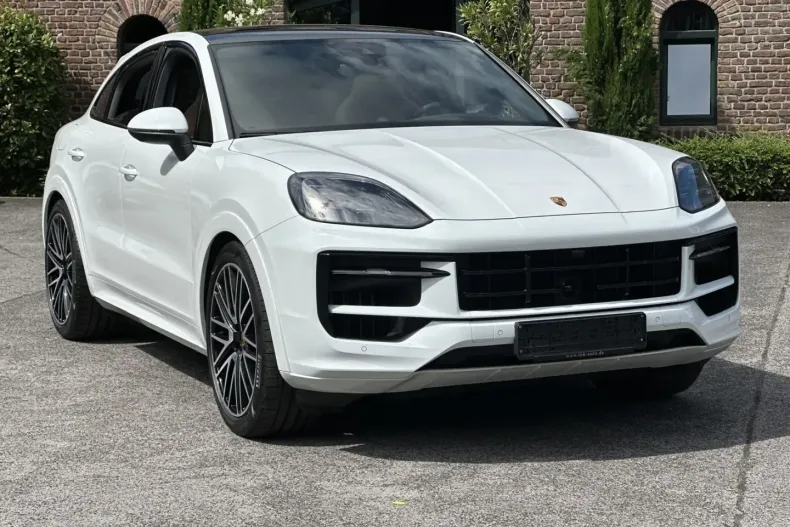 Porsche Cayenne din 2024 cu 15.900 km - oferta POR171971 - foto 5