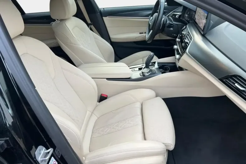 BMW 530 din 2022 cu 39.900 km - oferta BMW171974 - foto 10