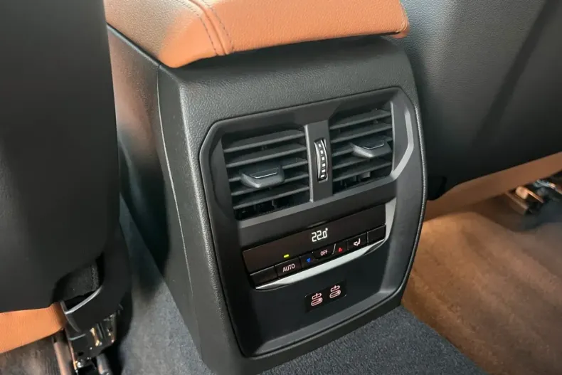 BMW 320 din 2024 cu 27.847 km - oferta BMW171977 - foto 33