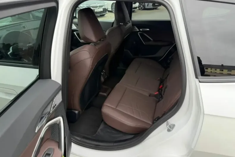 BMW X1 din 2025 cu 7.883 km - oferta BMW171982 - foto 14