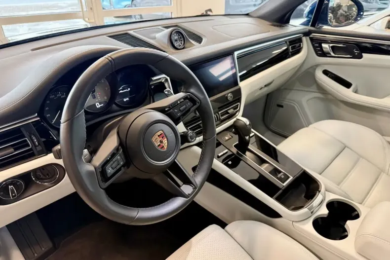 Porsche Macan din 2024 cu 14.658 km - oferta POR171984 - foto 17