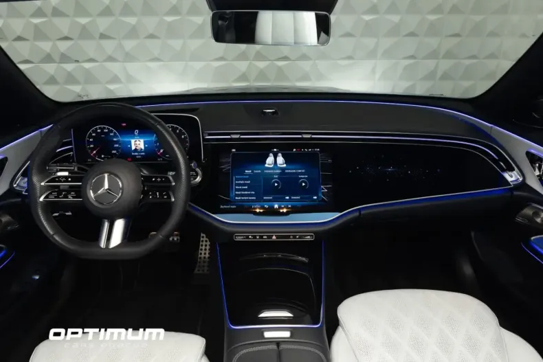 Mercedes-Benz E 450 din 2024 cu 30.564 km - oferta MER171993 - foto 8