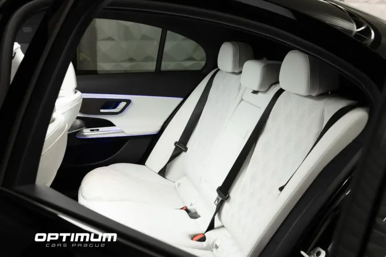 Mercedes-Benz E 450 din 2024 cu 30.564 km - oferta MER171993 - foto 11