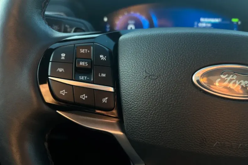 Ford Explorer din 2022 cu 50.650 km - oferta FOR171995 - foto 18