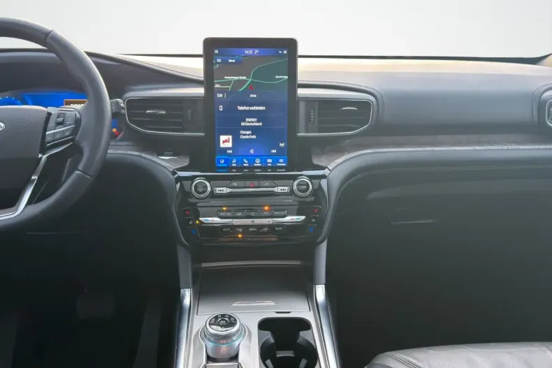 Ford Explorer din 2022 cu 50.650 km - oferta FOR171995 - foto 21