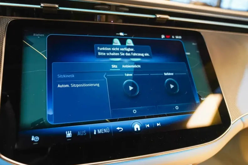 Mercedes-Benz E 300 din 2024 cu 33.461 km - oferta MER171996 - foto 20