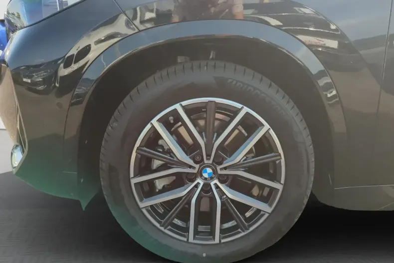 BMW X1 din 2023 cu 15.990 km - oferta BMW171998 - foto 18