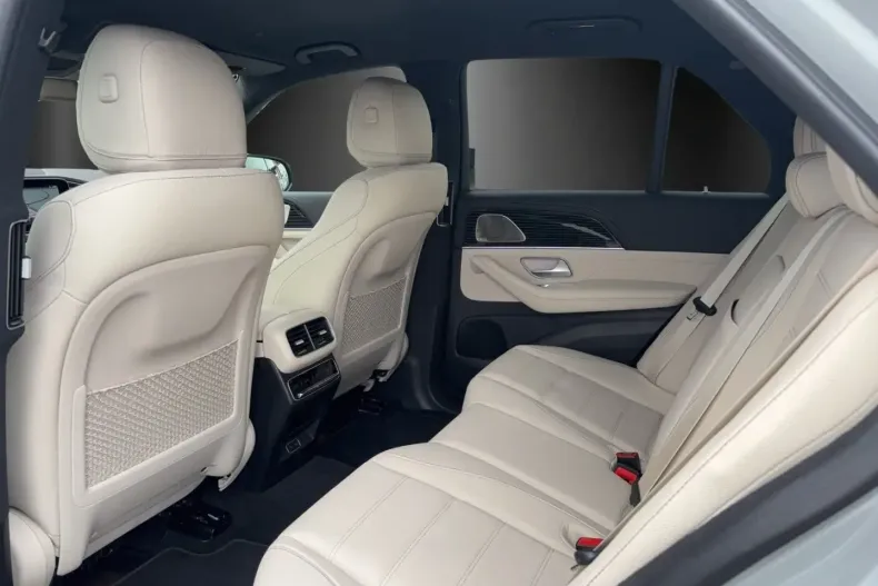 Mercedes-Benz GLE 450 din 2023 cu 19.980 km - oferta MER171999 - foto 10