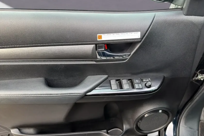 Toyota Hilux din 2025 cu 6.765 km - oferta TOY172005 - foto 12