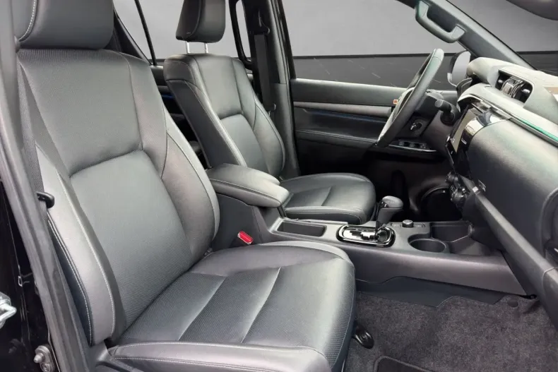 Toyota Hilux din 2025 cu 6.765 km - oferta TOY172005 - foto 18