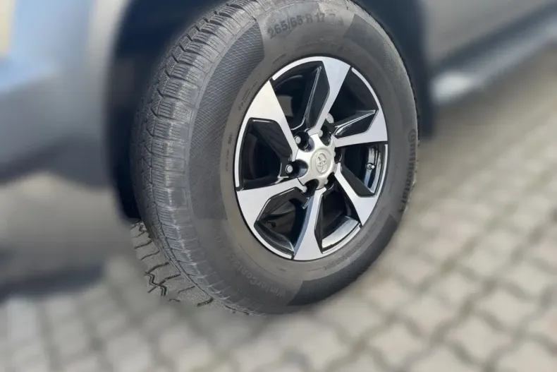 Toyota Hilux din 2024 cu 25.190 km - oferta TOY172008 - foto 6