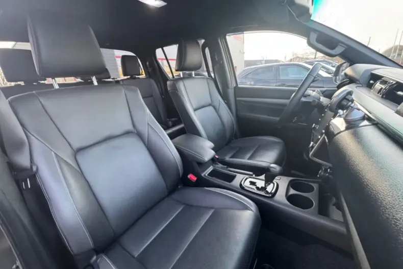 Toyota Hilux din 2024 cu 25.190 km - oferta TOY172008 - foto 30